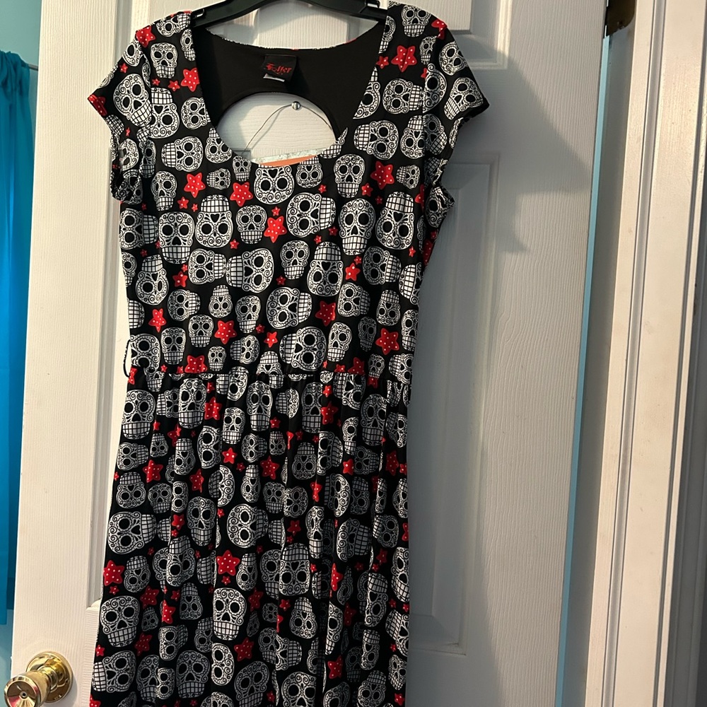 Sugar Skull print dress with back cut-out